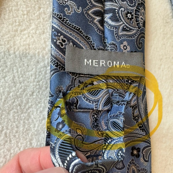 100% Silk Tie Bundle - Picture 10 of 10